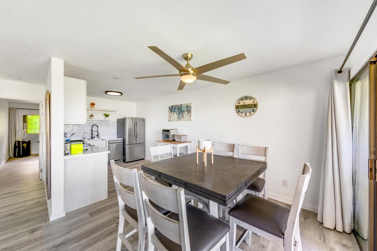 Newly Renovated With Sup Paddle Boards And Golf Clubs Included *
